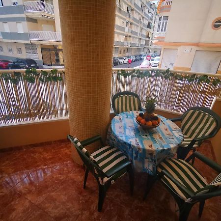 Rent An Apartment In Torrevieja Esterno foto