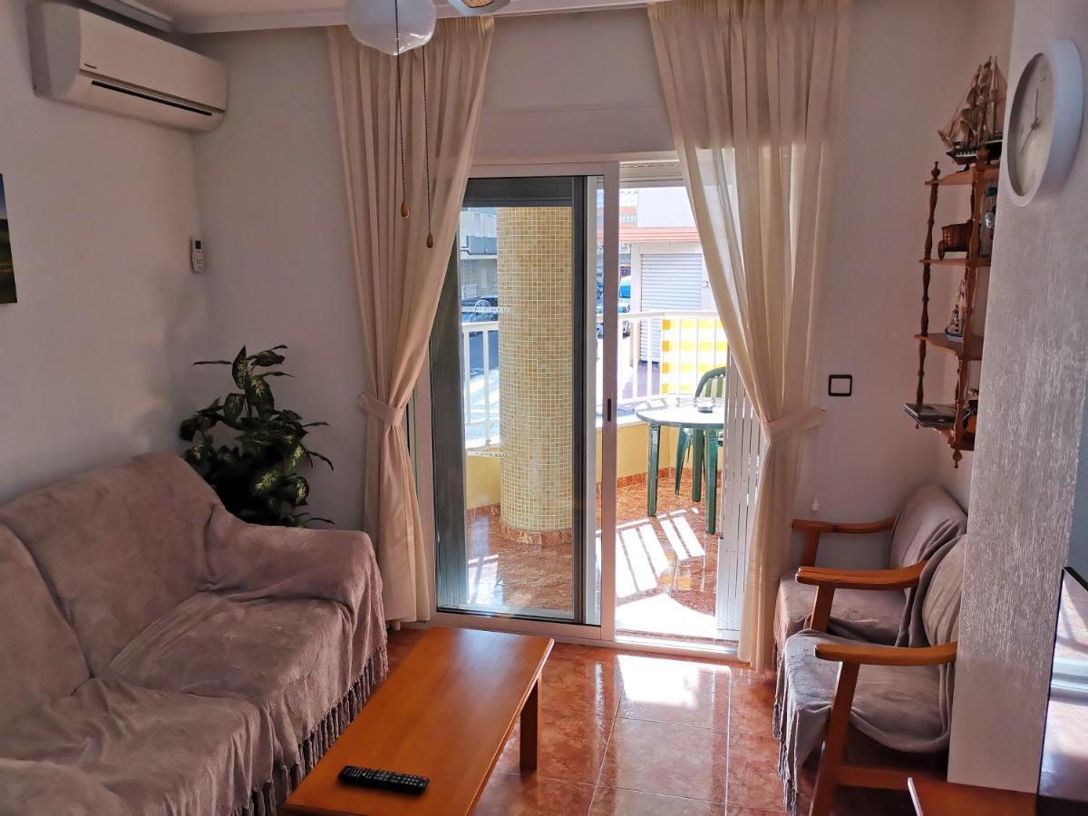 Rent An Apartment In Torrevieja Esterno foto